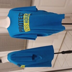 4/$60 Blue Under Armour Heat Gear Tee - Size XL